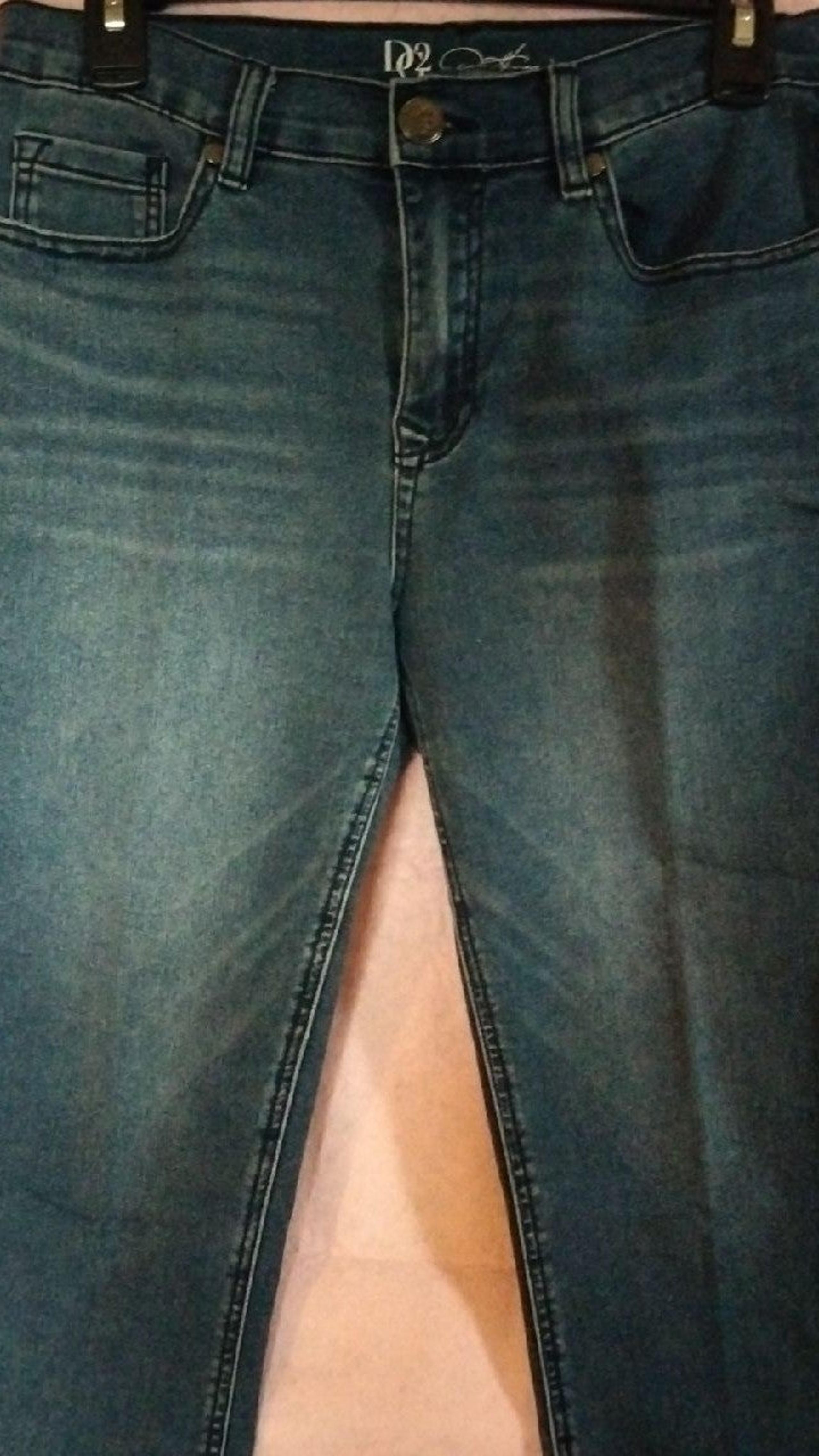 DG2 Diane Gilman Capris