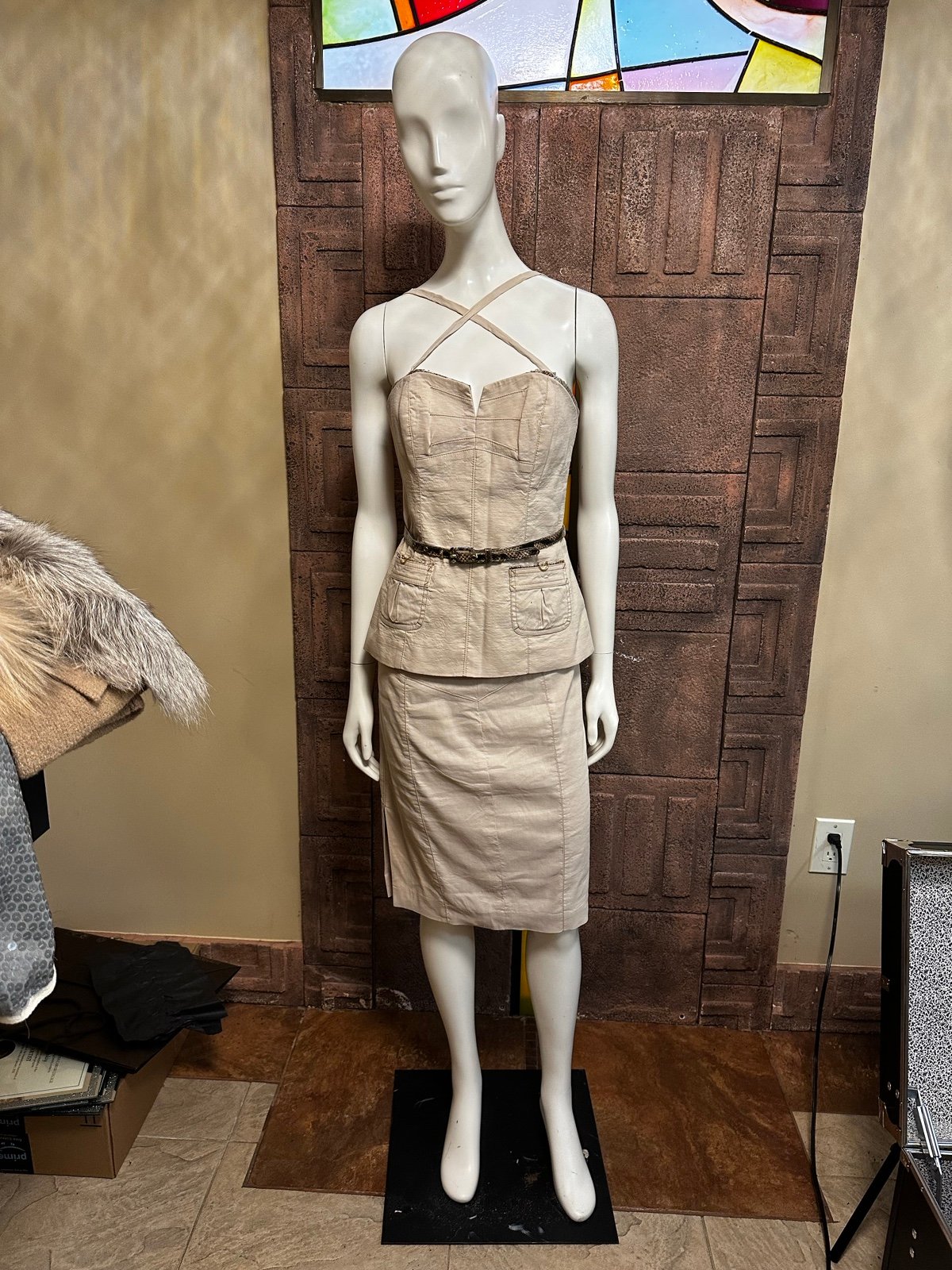 BEBE 2 Piece Suit Size 6