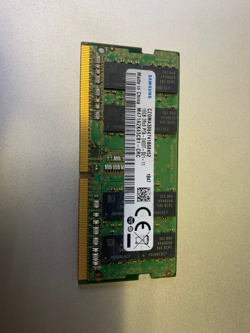 Samsung 16GB DDR4 2400T MHz PC4-25600 SODIMM Laptop Memory RAM (M471A2K43DB1-CW