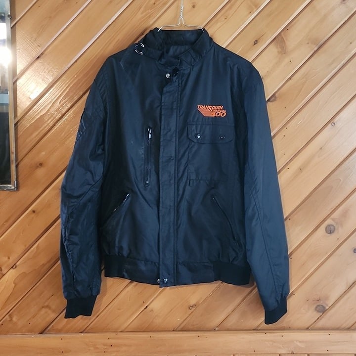 Vintage Darlington Nascar TranSouth Financial 400 Jacket in Black MED