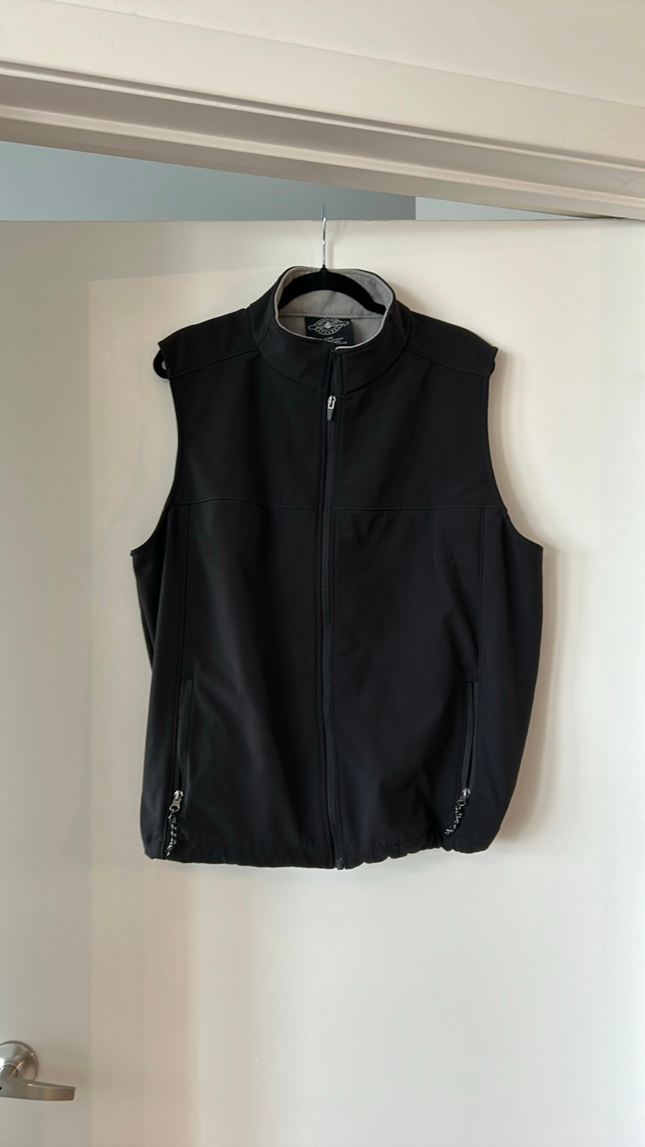 Men’s Charles River Apparel Vest, XL, NWOT