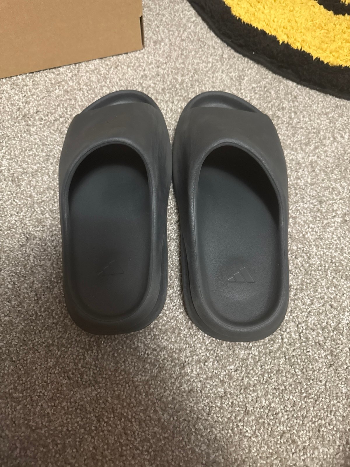 Yeezy Slide