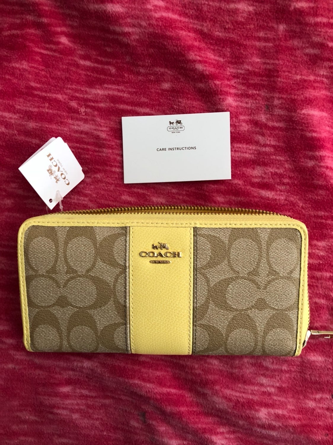 Coach Wallet-Pale Yellow