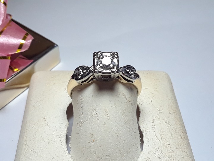 Antique .25ctw Natural 3 Diamond SI2 HI 14Kt 2Tone Gold Engagement Ring #17011