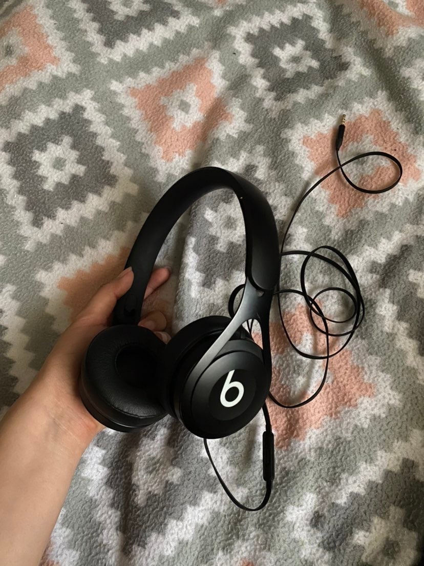 Beats solo 3 wireless