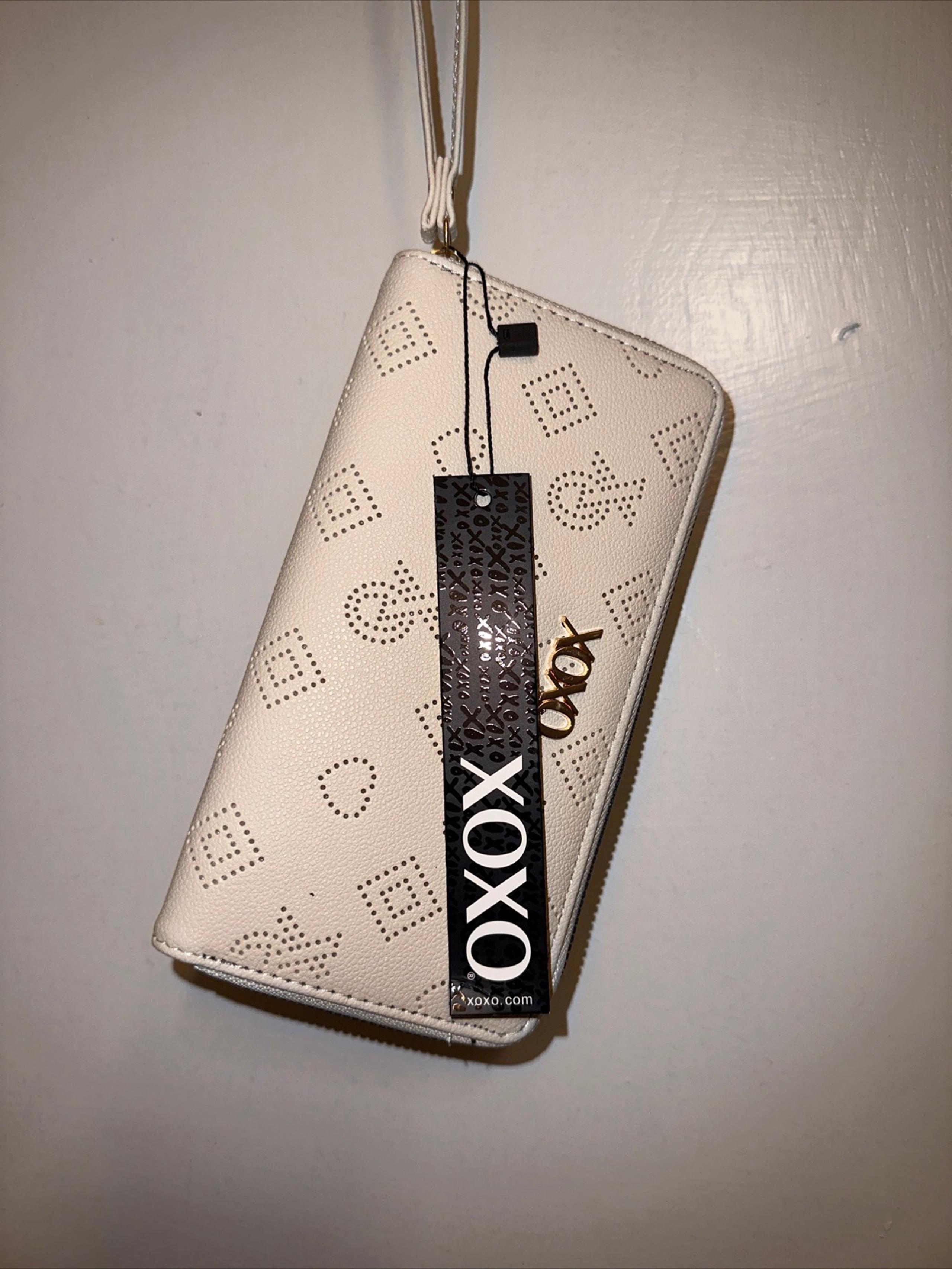 XOXO Womens White Gold Logo Large Wristlet Wallet Faux Leather New With Tag