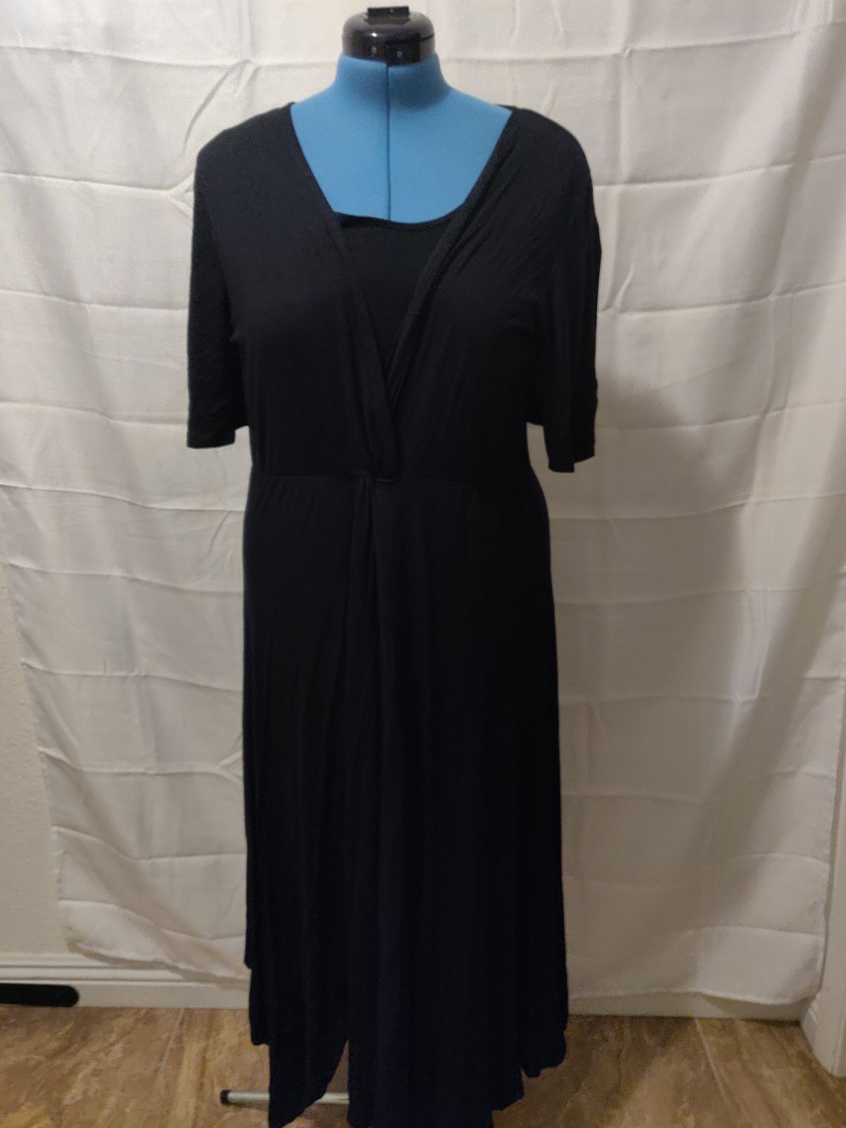 Karen Kane Women's Asymmetric Twist Fron