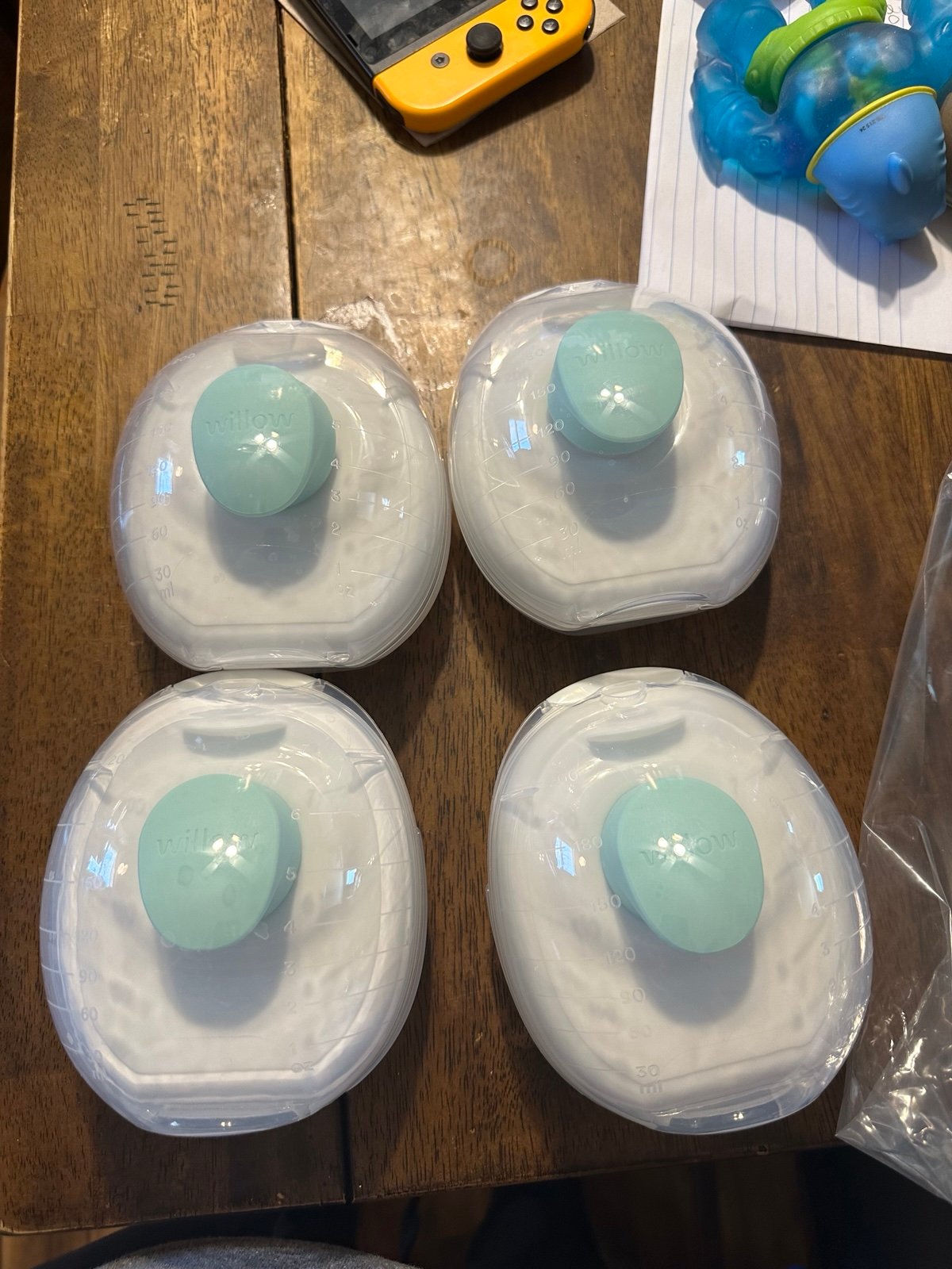 Willow Go 7oz containers