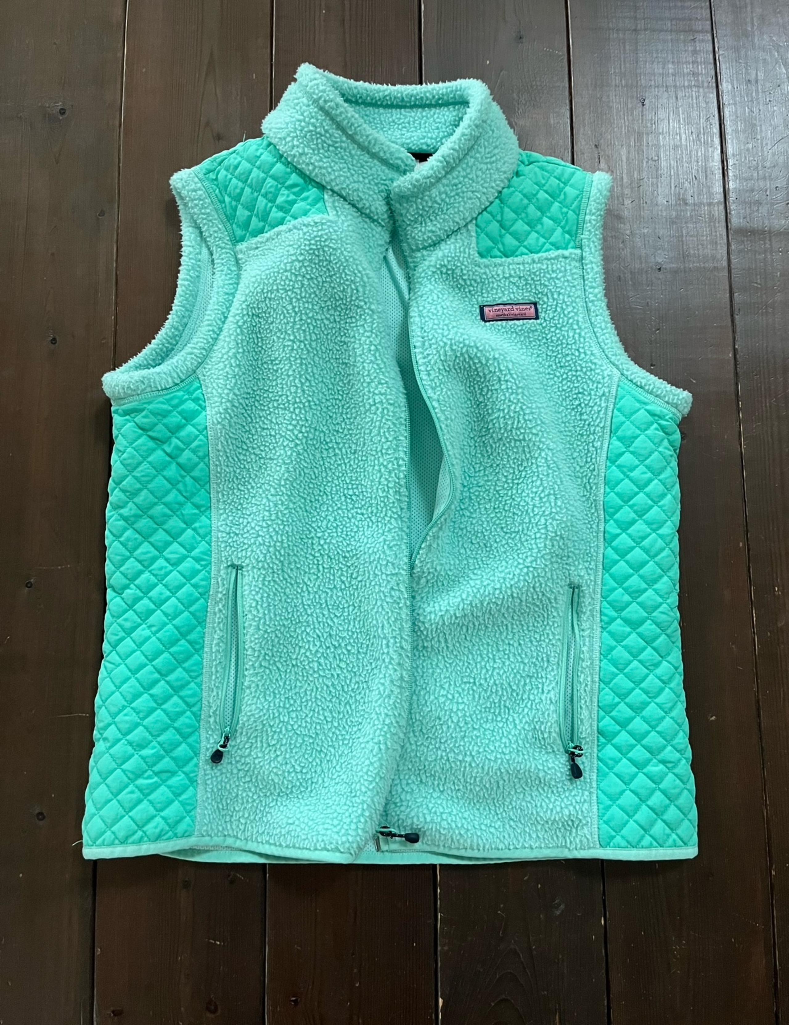 Vineyard Vines Sea View Mint Green quilted fleece Sherpa zip vest Women’s Medium