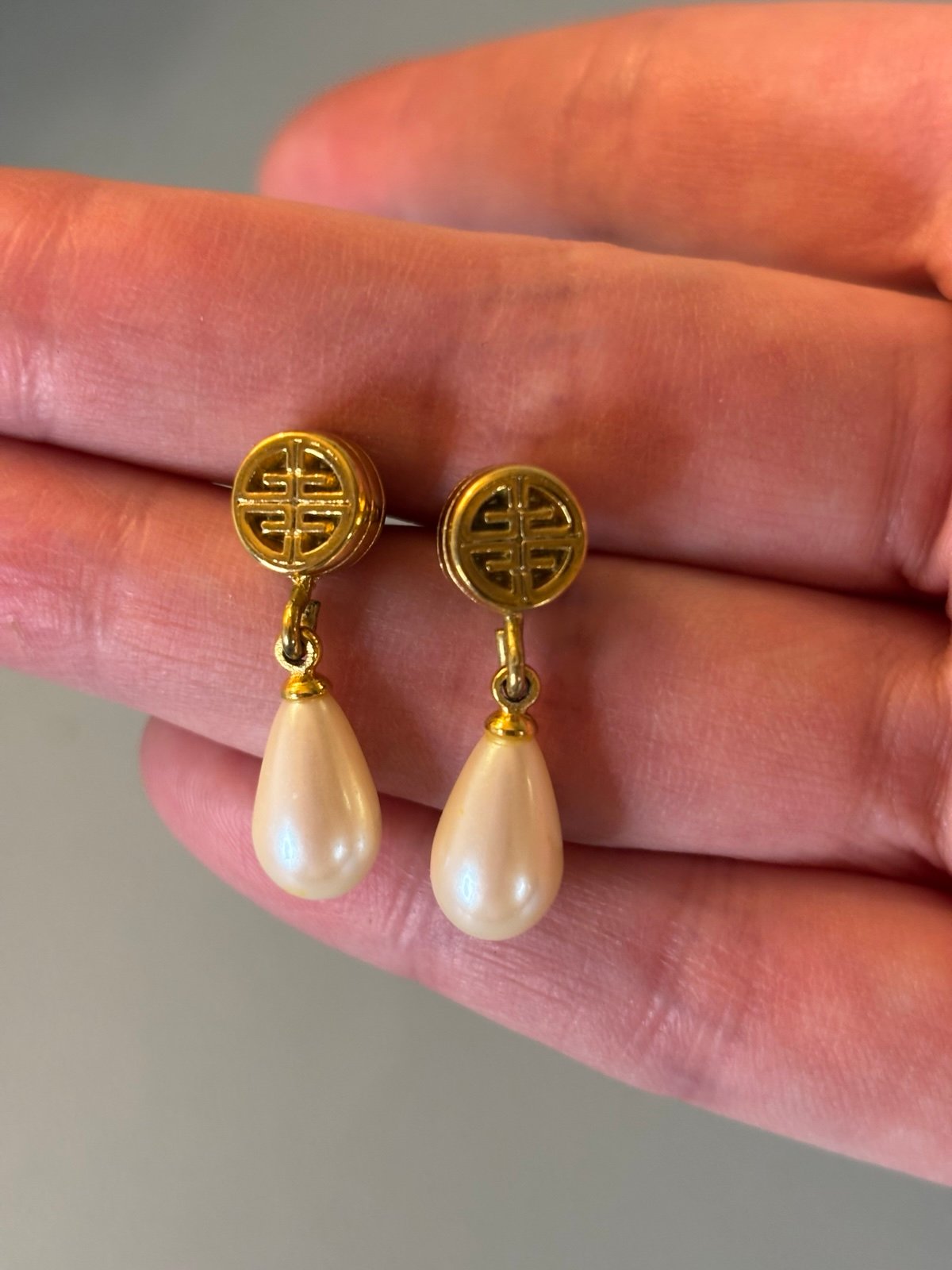 Givenchy vintage pearl drop gold earrings