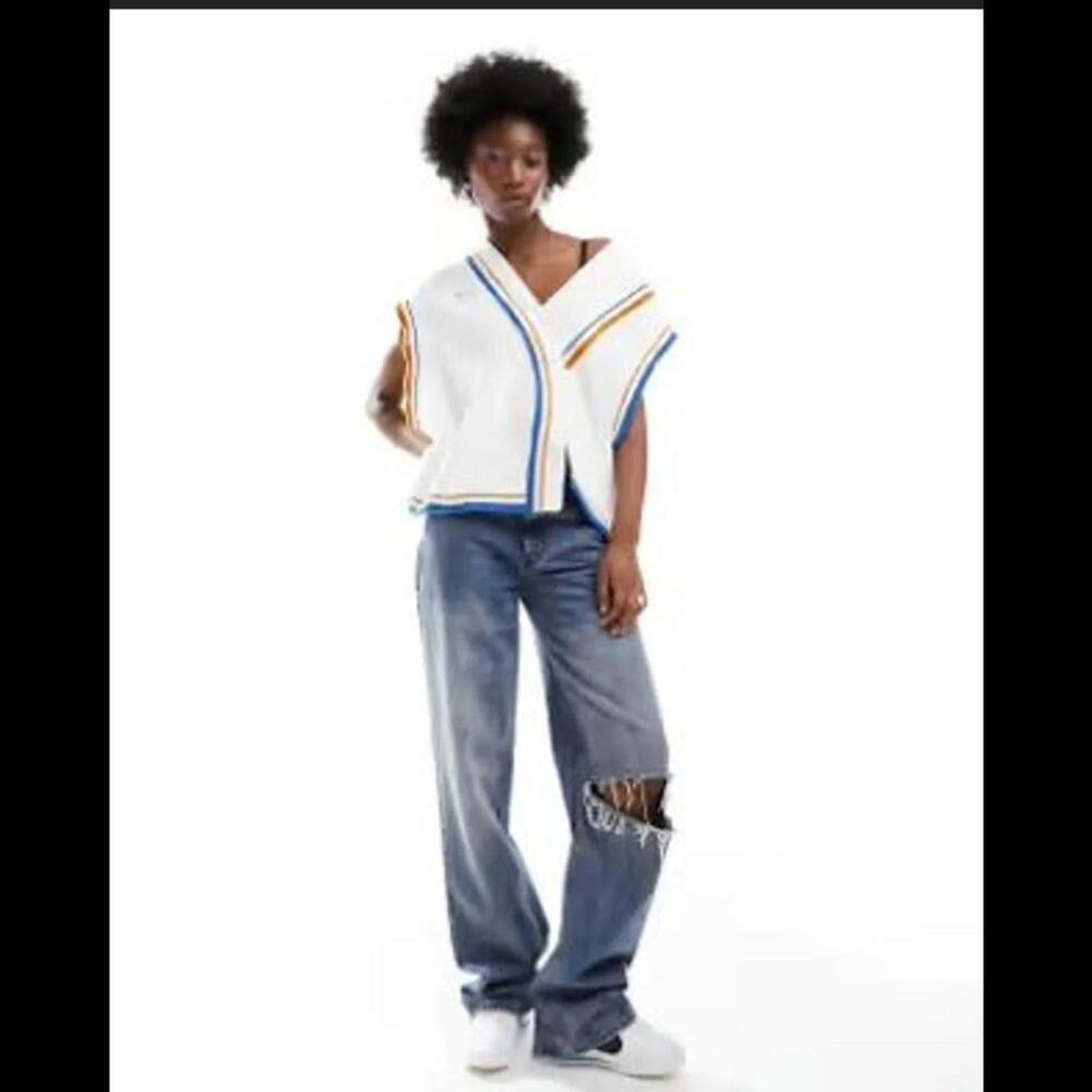 Nike Collection Knitted Vest - White & Blue - Size Small (Out of Stock)