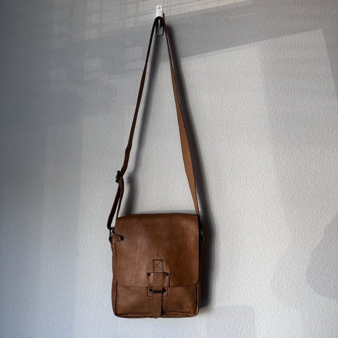 Harbour 2nd Leather Brown Bag Flap Crossbody Shoulder Messenger