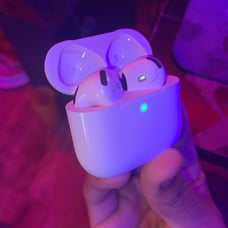 airpods 4th generation (send offers)