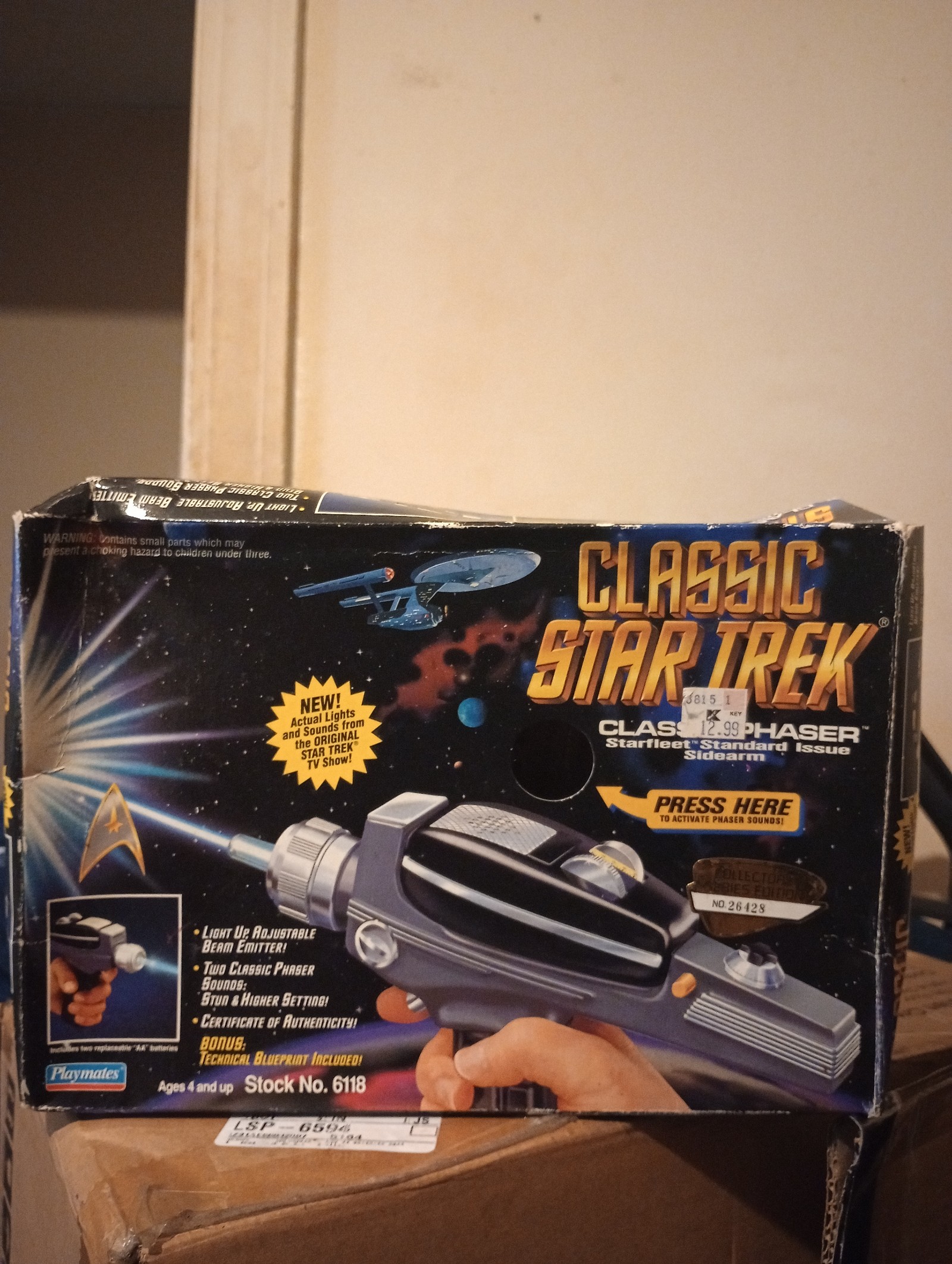 Star Trek playmates 1994 phaser collectors series edition. N0.26428