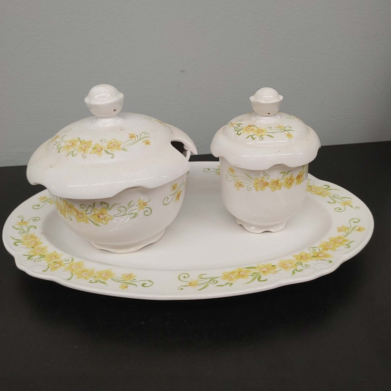 Niko Ironstone Tray and Bowls