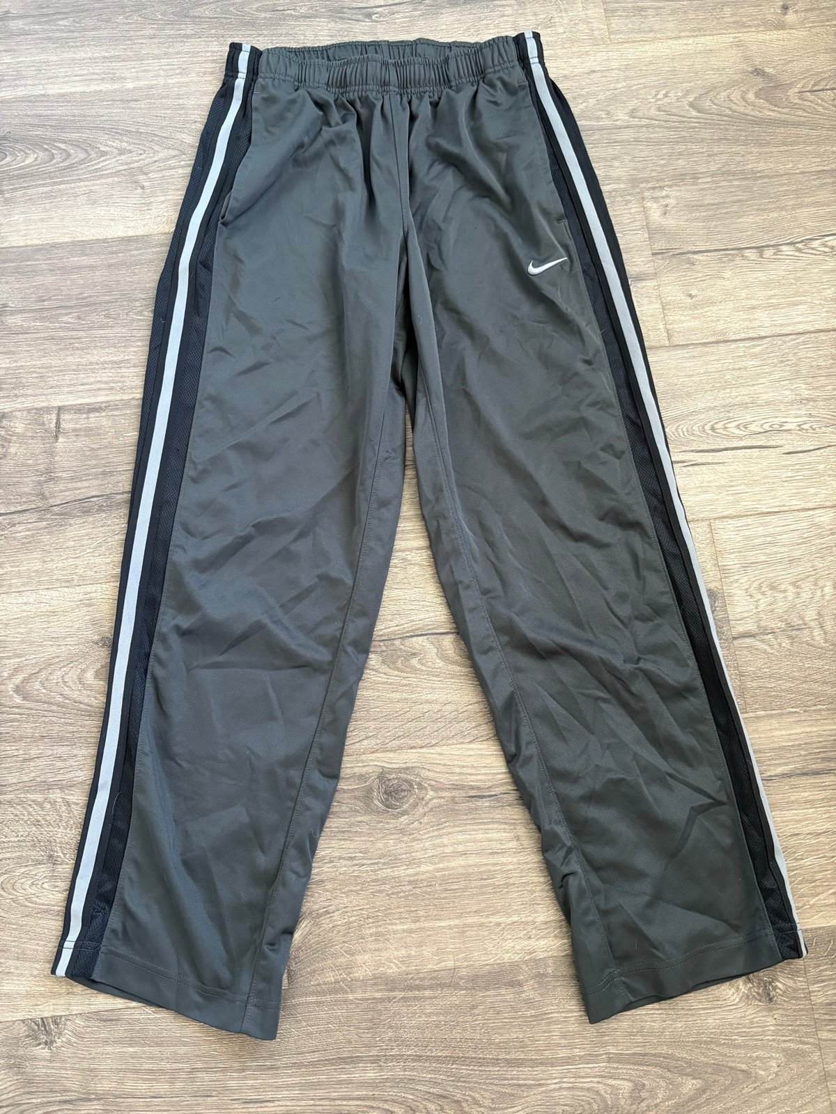 Vintage Nike Men's Black Windbreaker Track Pants Striped Size M