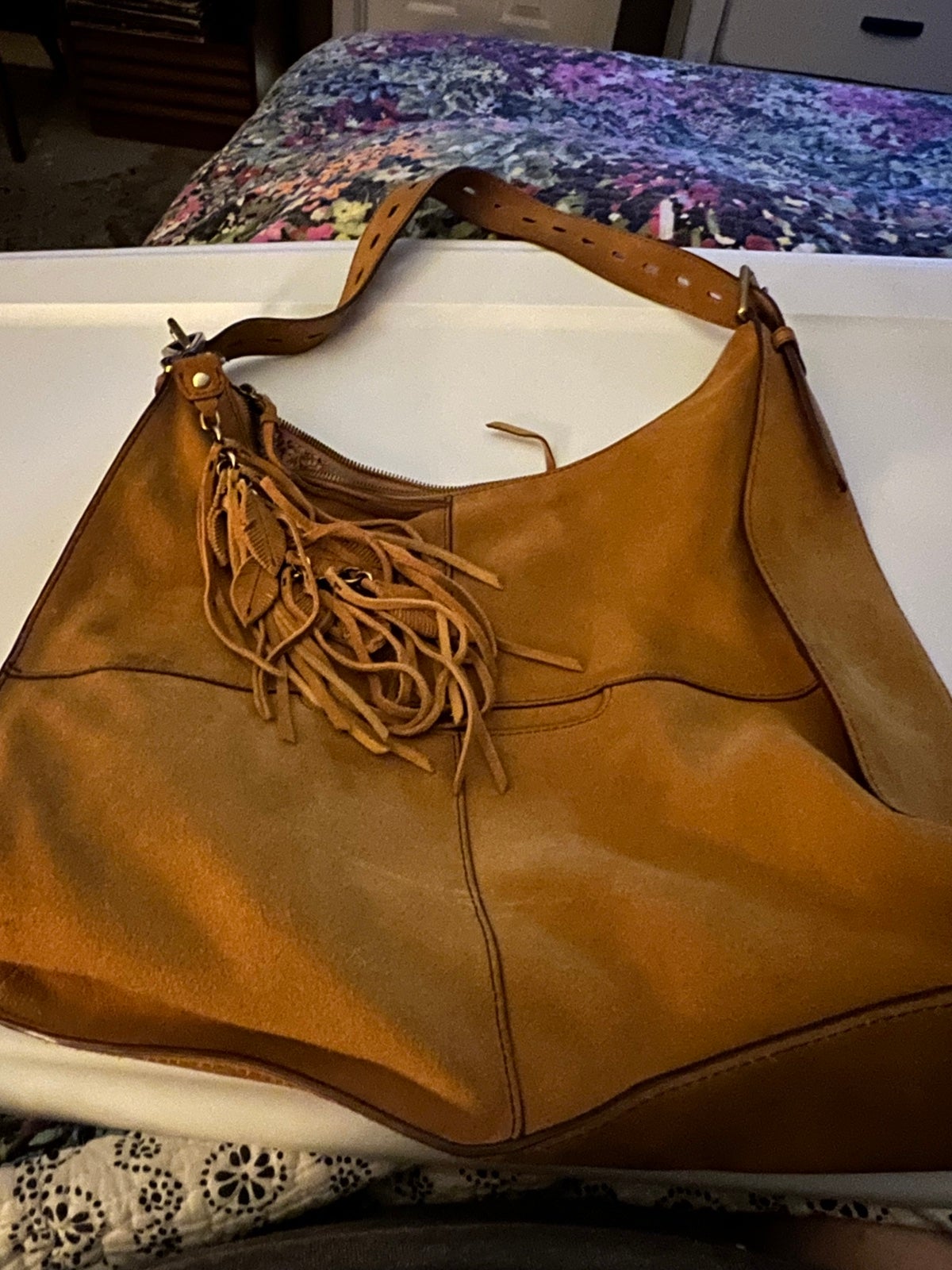 Hobo shoulder bag