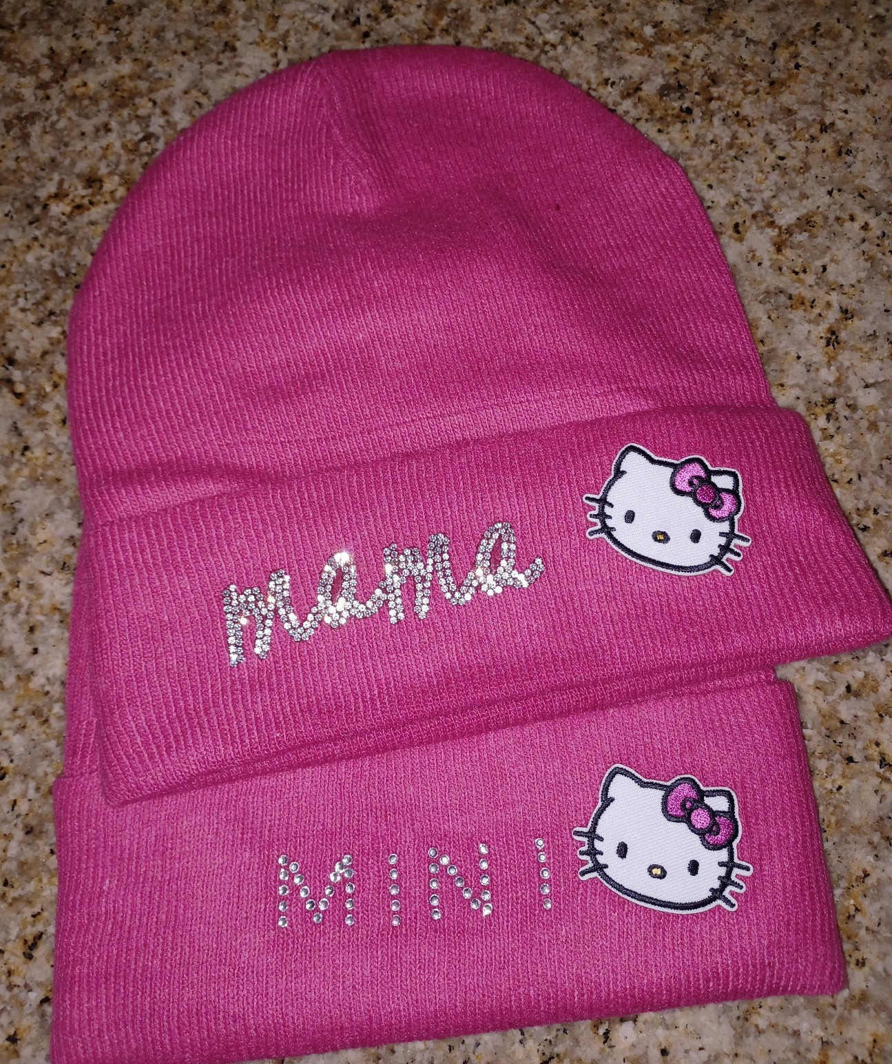Hello Kitty Mama and Mini Beanie set