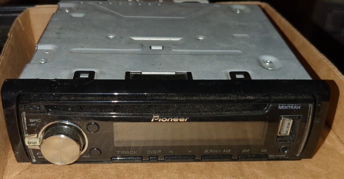 Pioneer CD Player Radio DEH-X3800UI