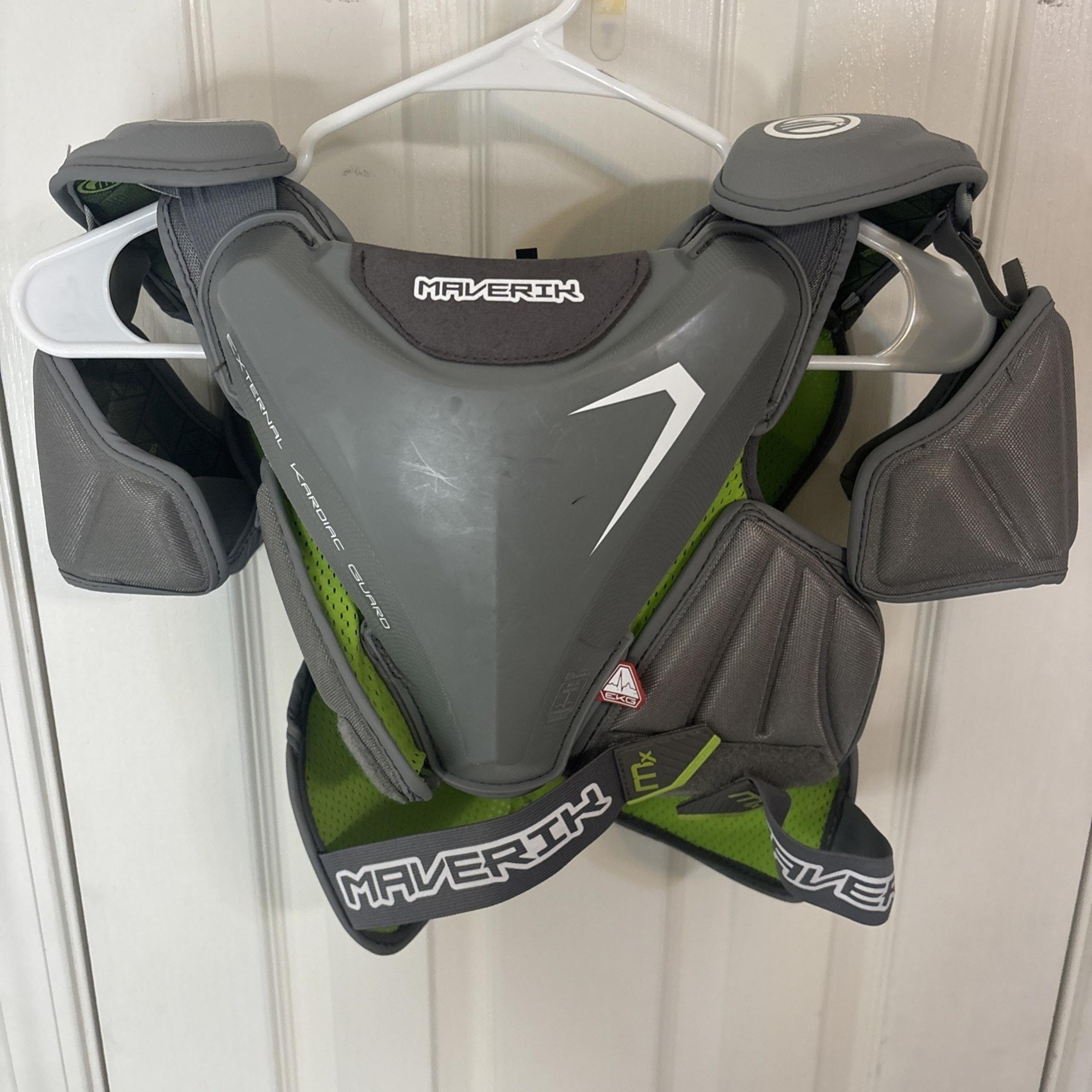 Maverick Max Adult Small Lacrosse Chest Pad External Kardiac Guard (EKG)