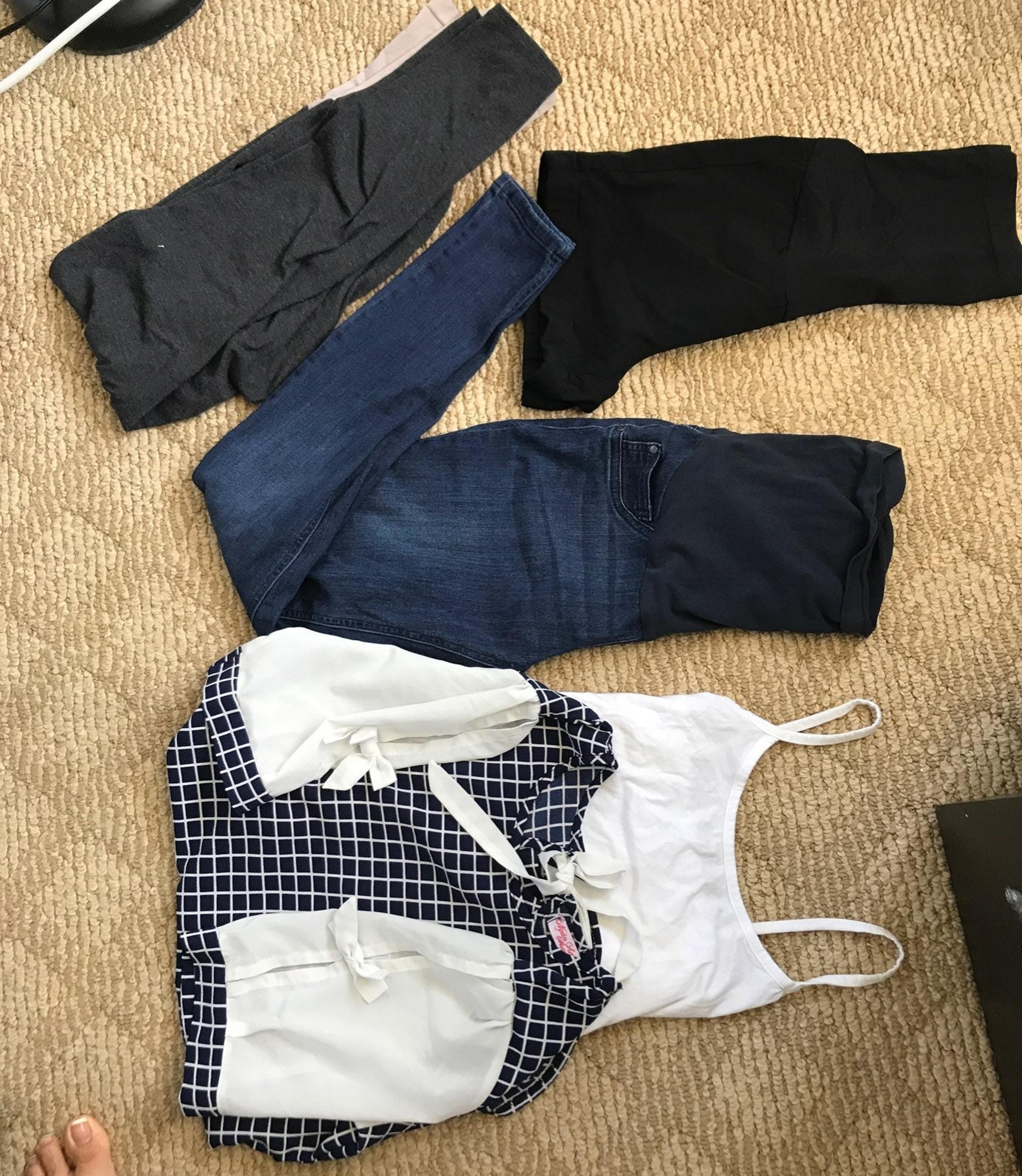 maternity clothes