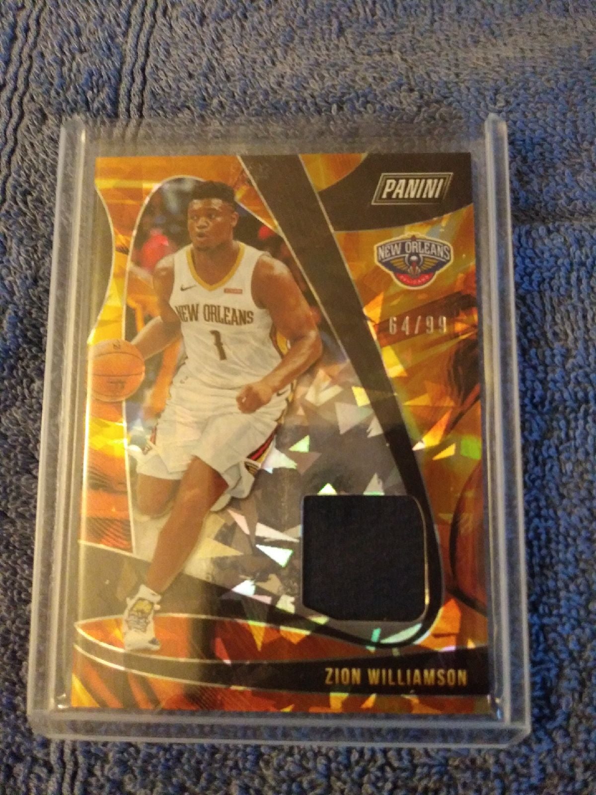 Zion Williamson cracked ice rookie patch player worn /99