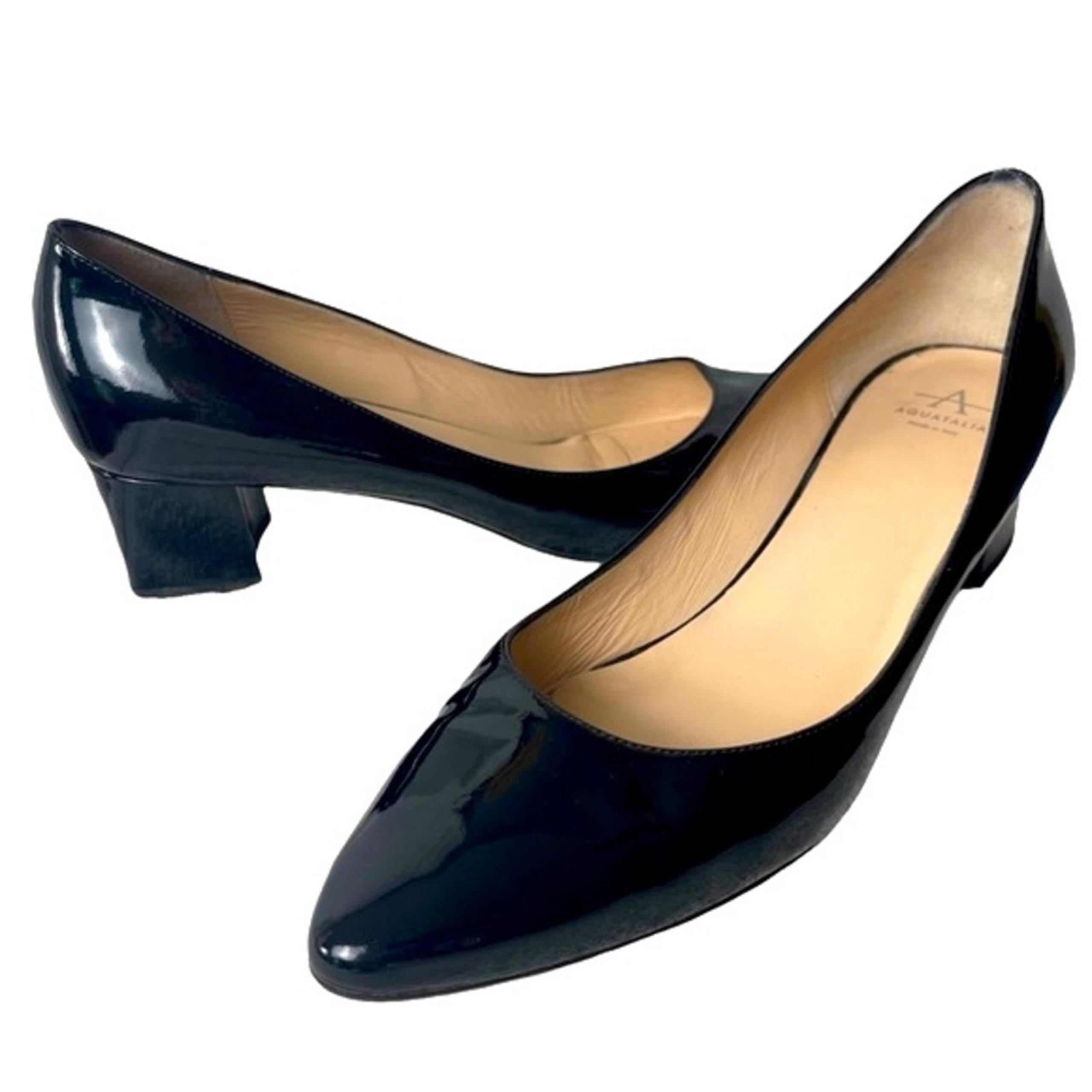 Aquatalia Classic Black Patent Leather Pumps Block Heel Almond Toe Size 9