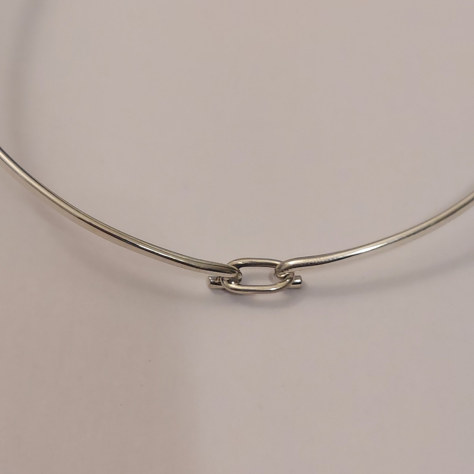 Vintage TO-41 925 Sterling Silver V shape Choker Collar Necklace With Lock