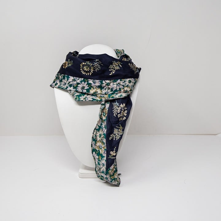 Coach Prairie Floral Flower Print Pattern Silk Chiffon Diamond Scarf Wrap