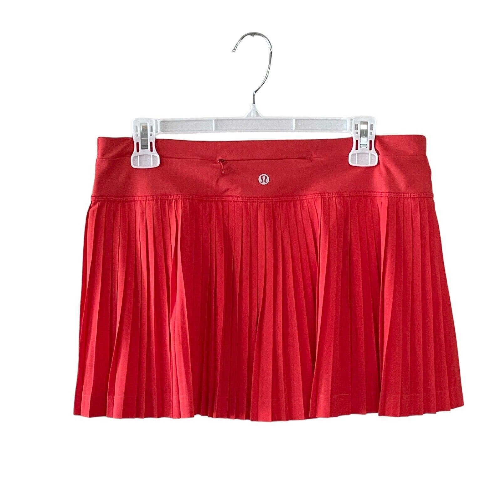 LULULEMON Women's Size 8 Alarming Coral Pleat to Street II Skirt Active Skort