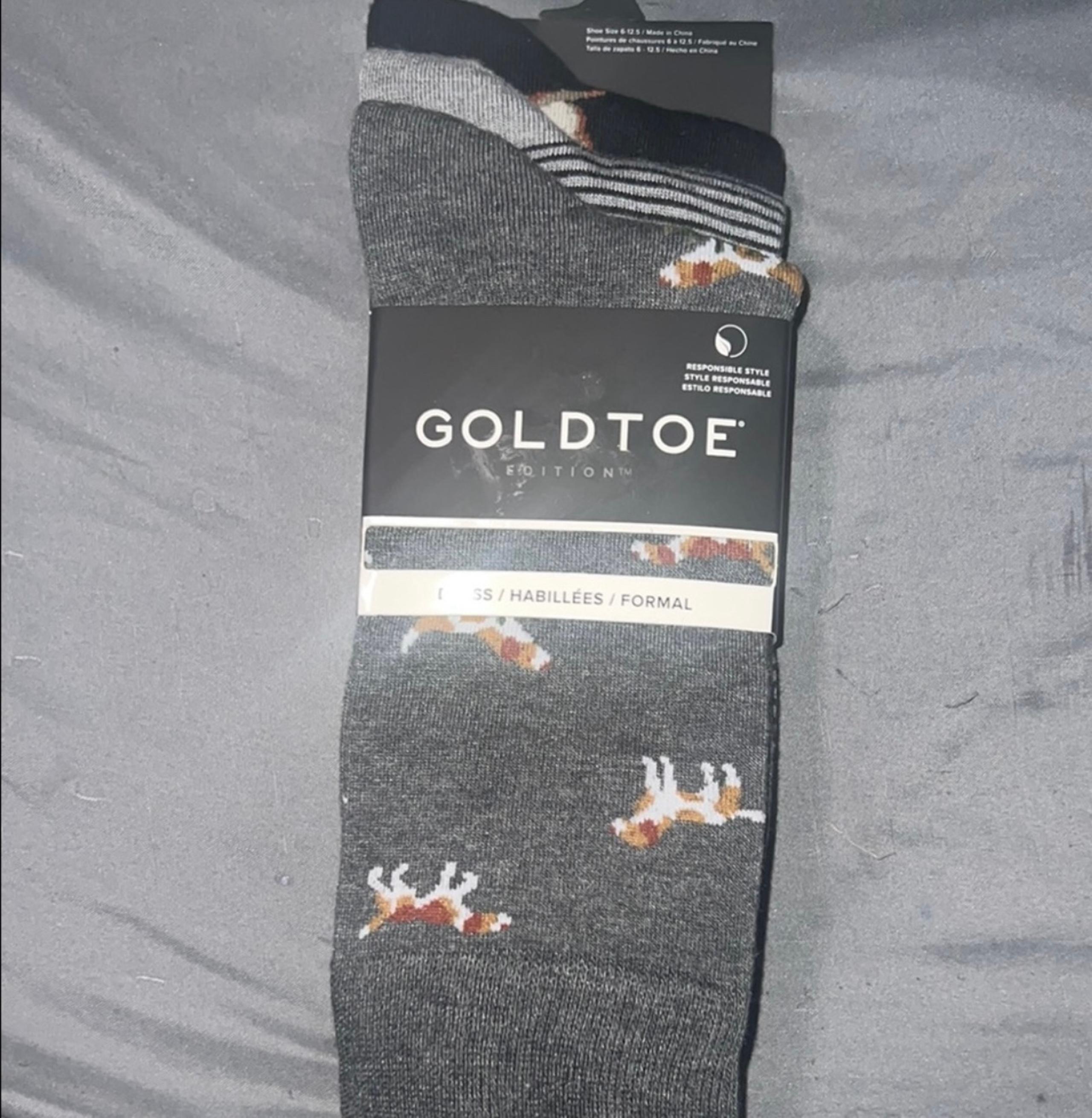 Gold Toe Men's Gray Dog Pattern Socks