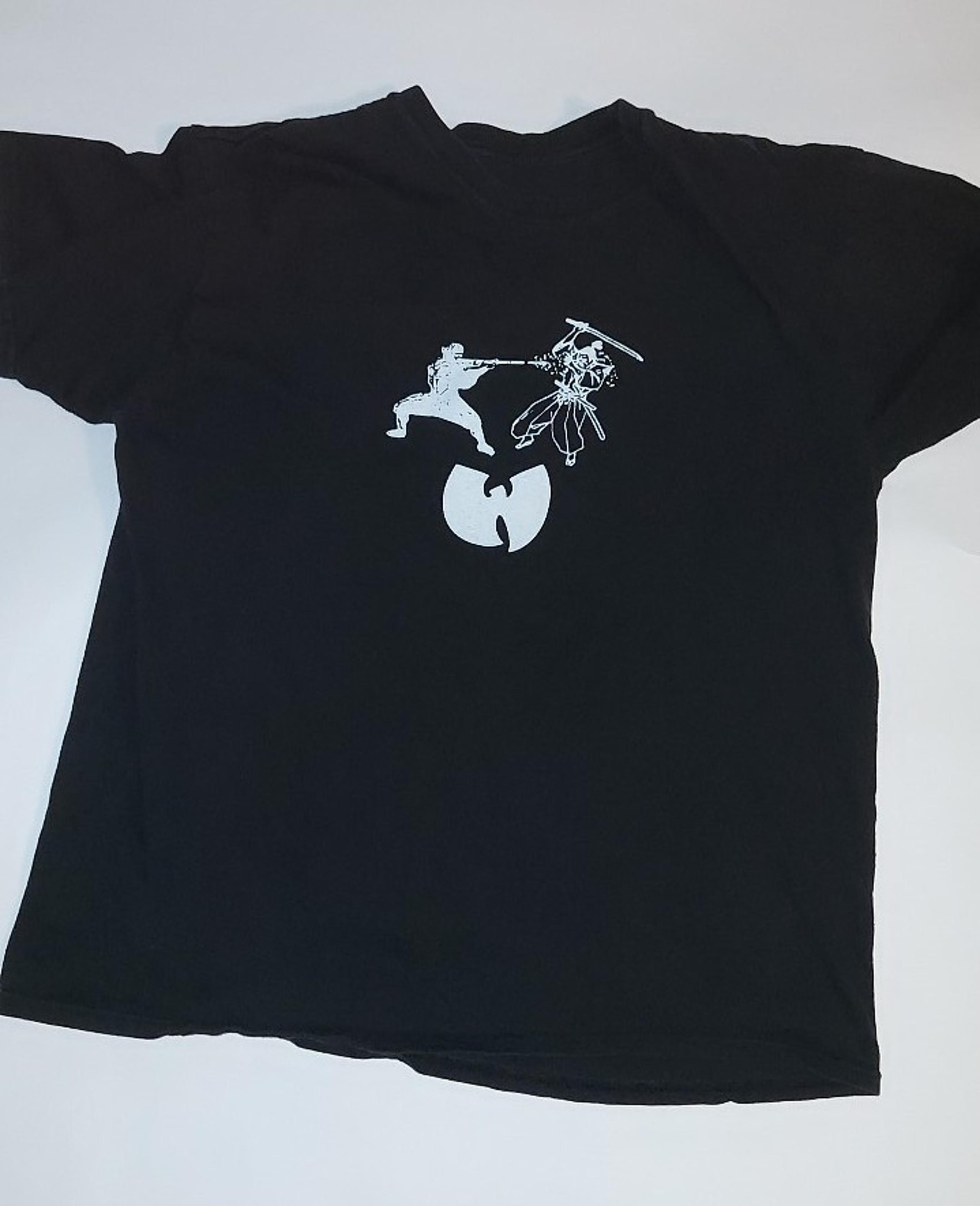 Nwt Wu Tang Clan Self Defense T Shirt Mens Sz Large Black Short Sleeve Samurais