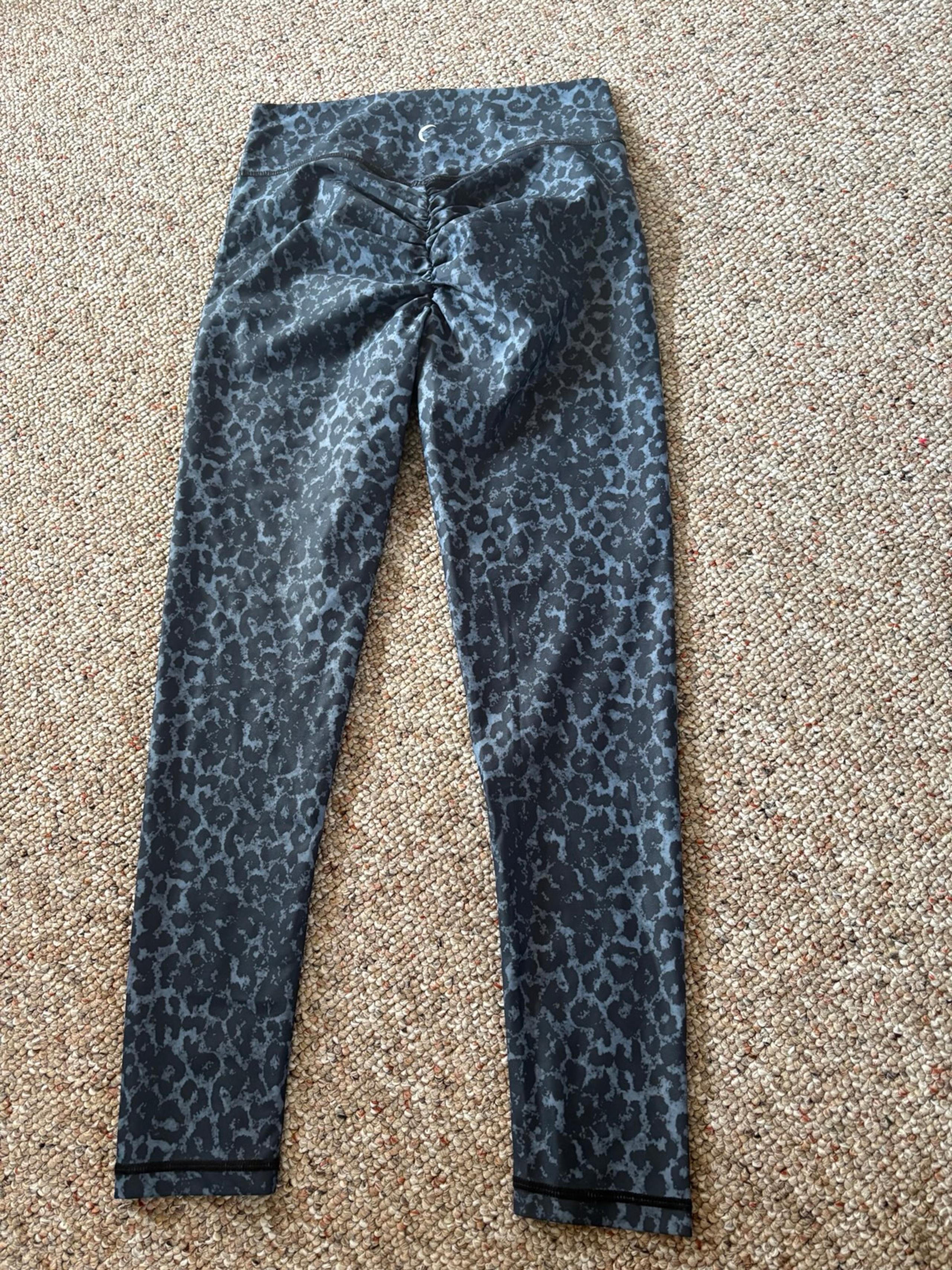 Zyia Active Leggings - Women’s Small ( 6 - 8 ) - Activewear