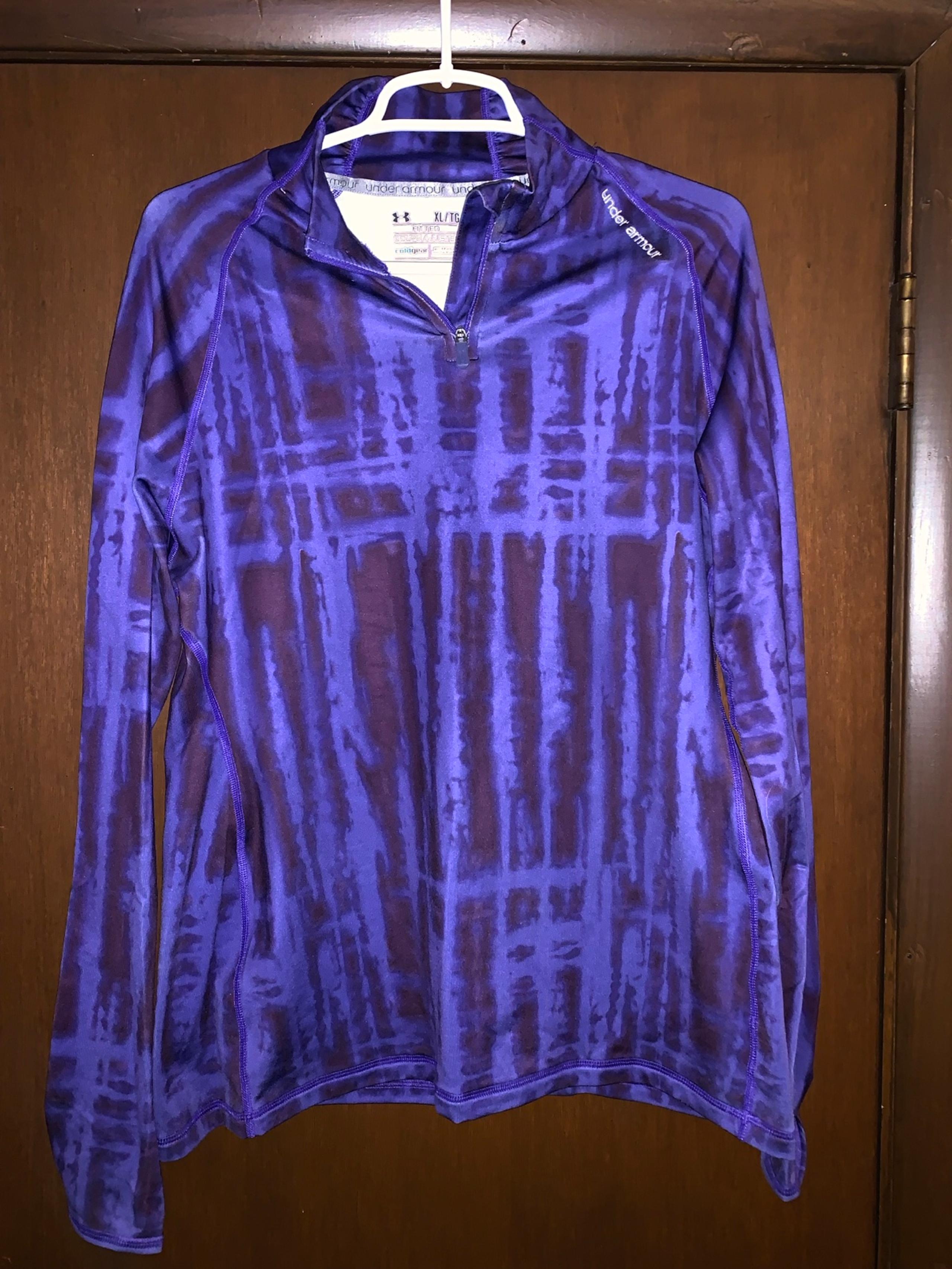 UnderArmour Women’s XL Coldgear long sleeve workout shirt