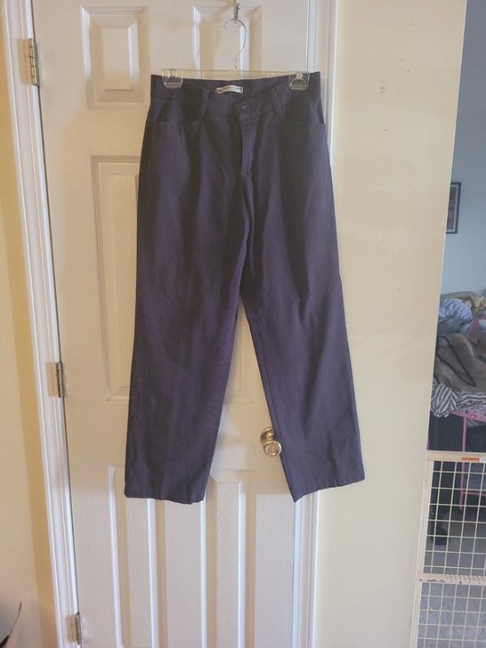 Lee relaxed straight leg pants size 8