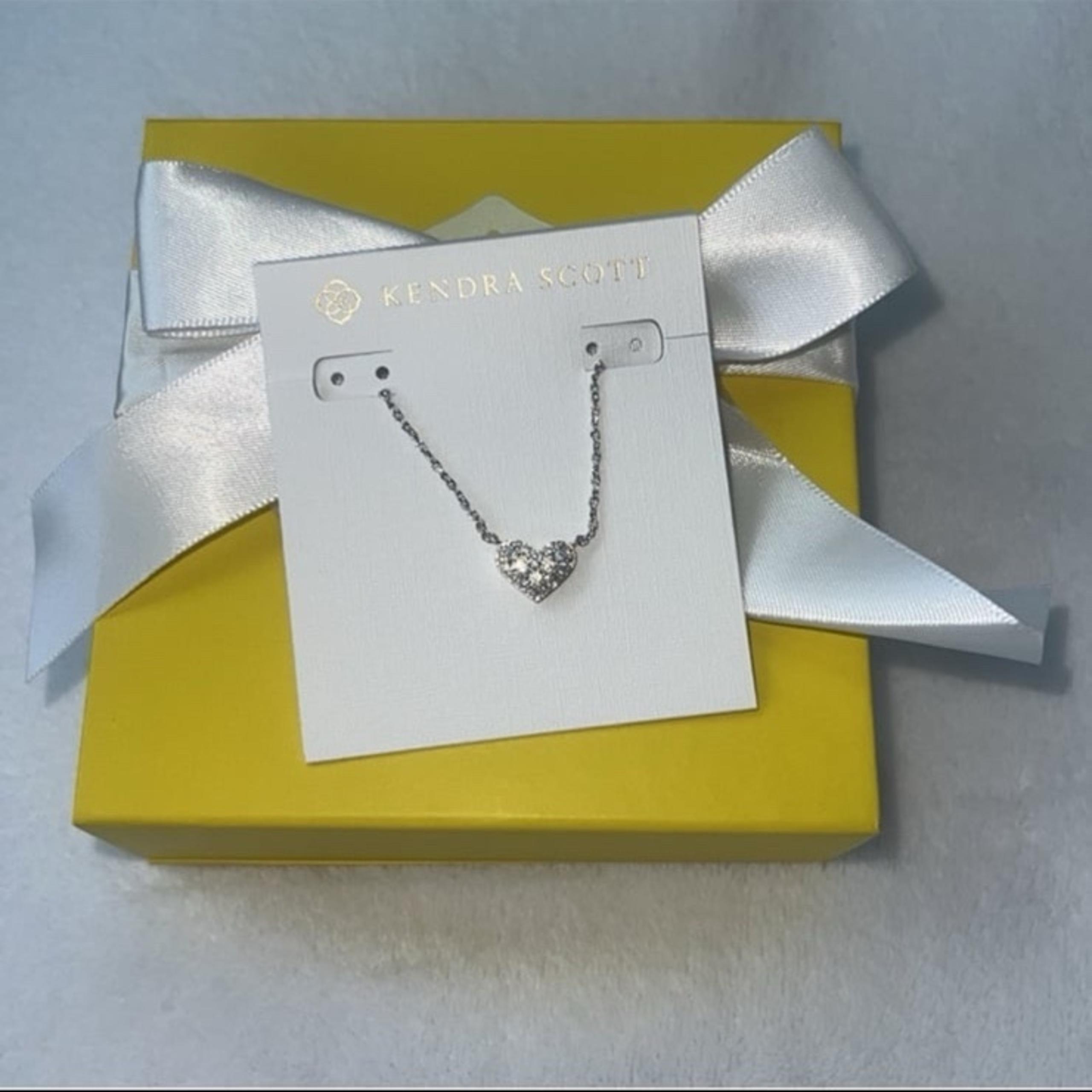 A NWT Kendra Scott pave heart necklace, silver