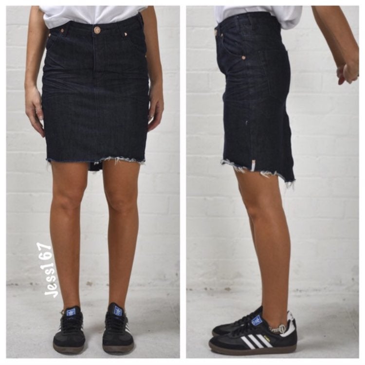 One Teaspoon Distressed Denim Skirt 26