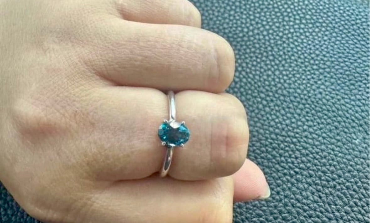 Montana Blue Saphire Ring size 7 925 sterling silver