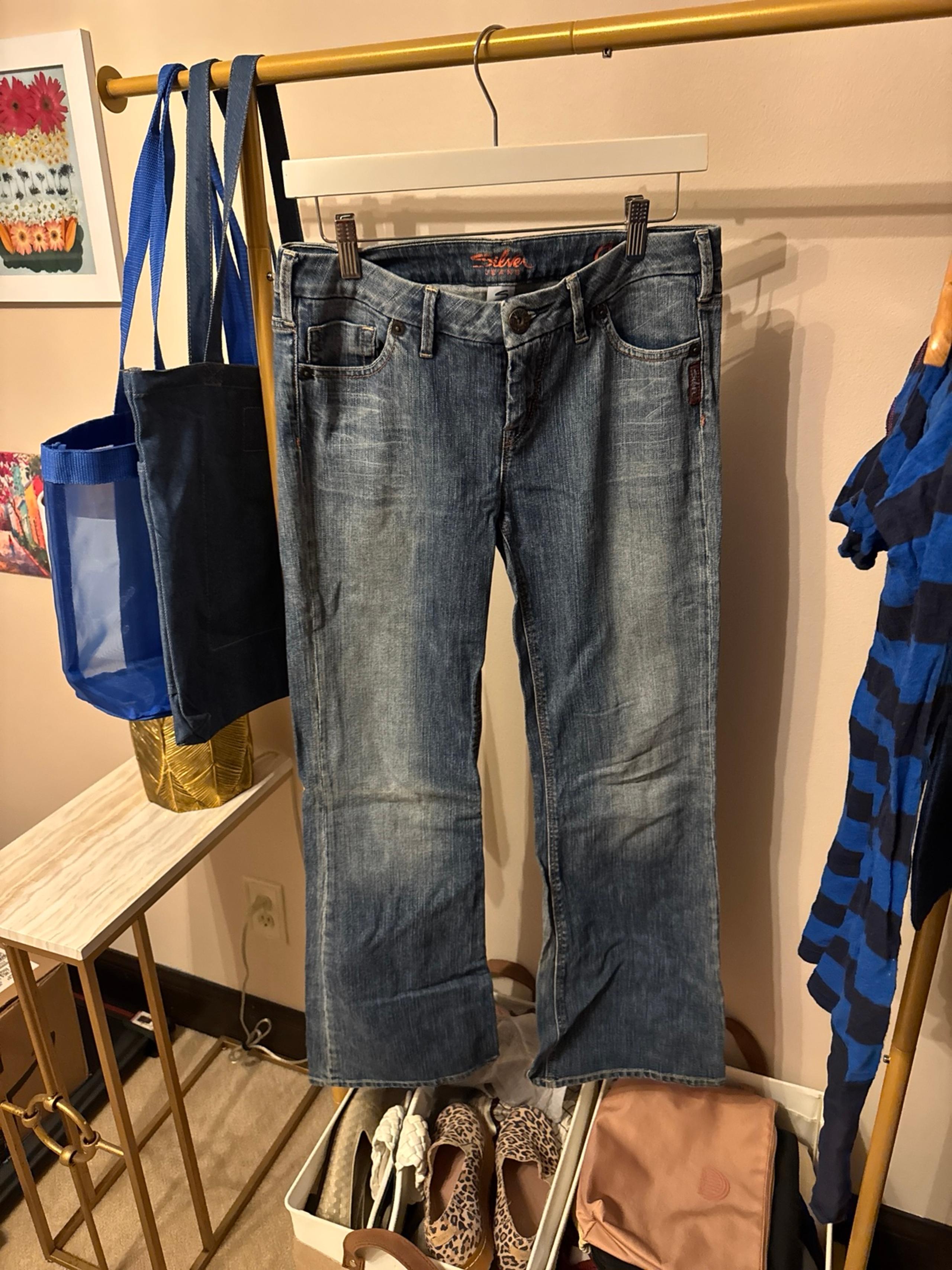 Wide leg jeans