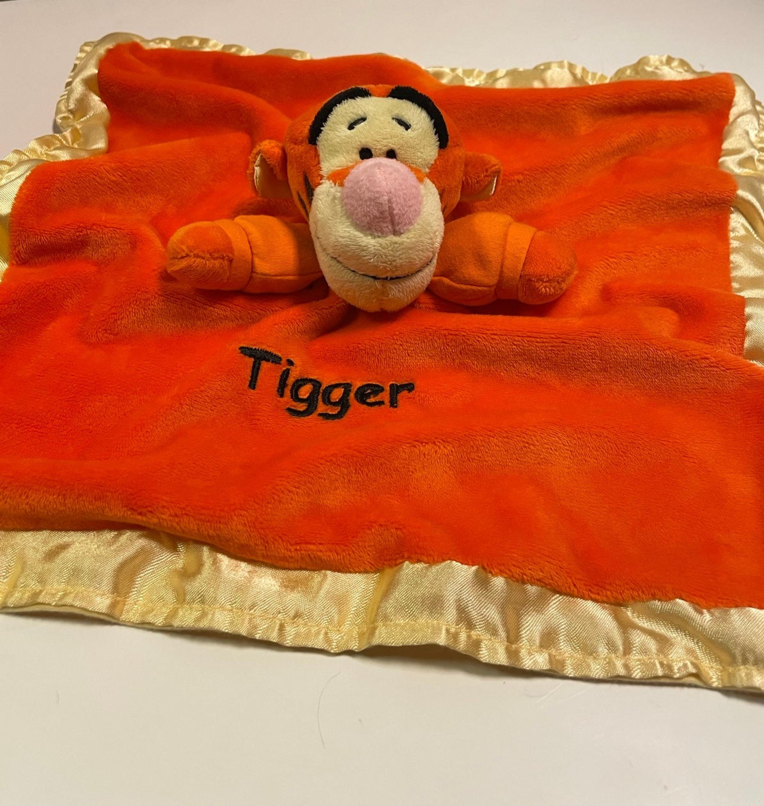 Disney Tigger Orange Yellow Satin Rattle Lovey Security Comforter