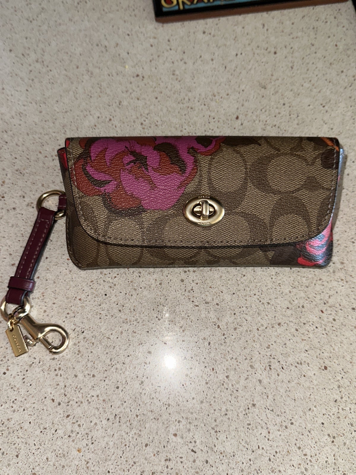 Coach sunglasses holder