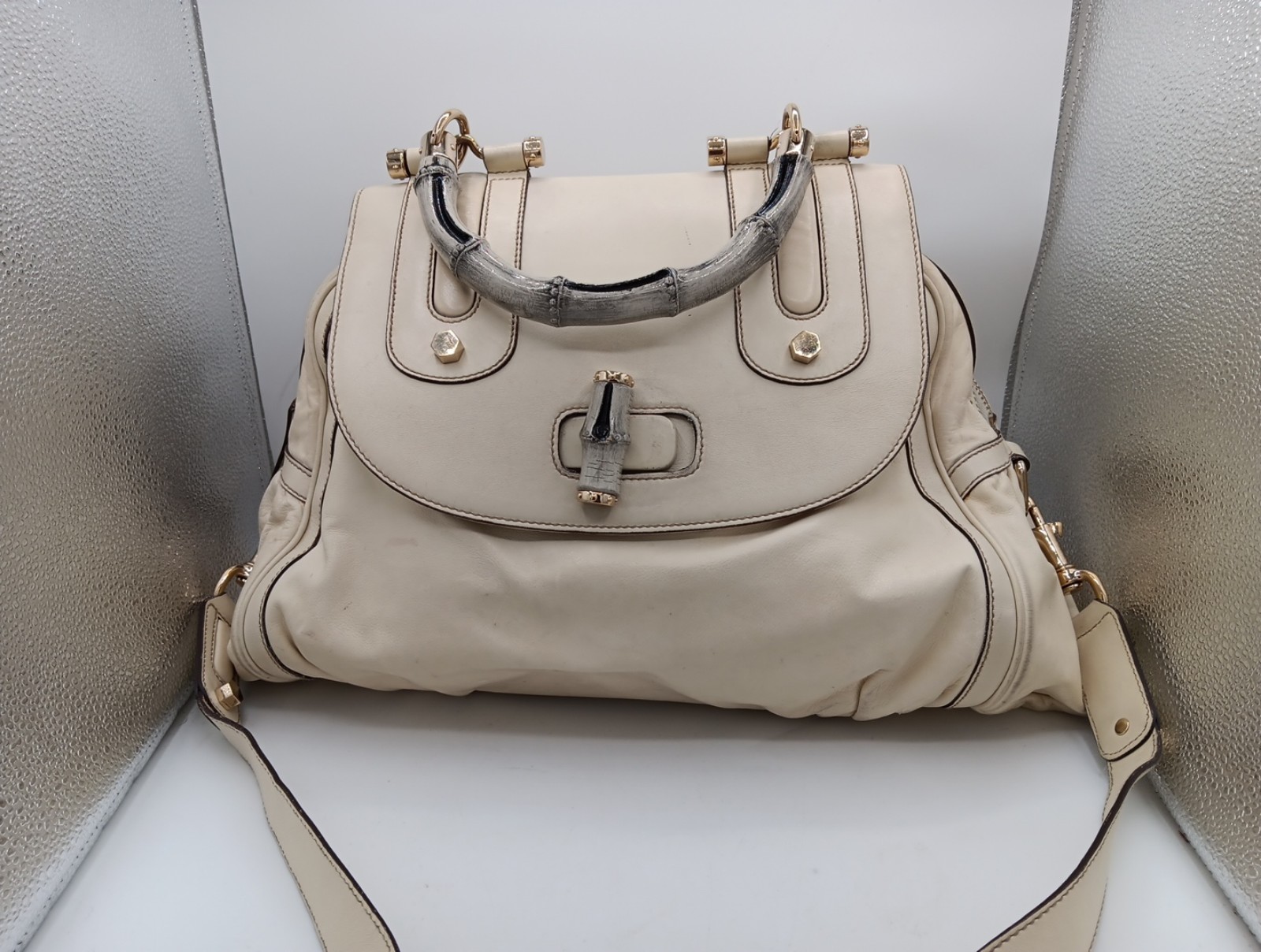 GUCCI Handbag Dialux Pop Bamboo Handle Bag Cream with Long Strap
