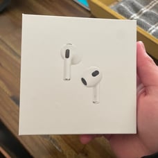 AirPod generation 3
