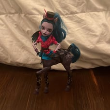 Monster High Freay Fusion Avia Trotter