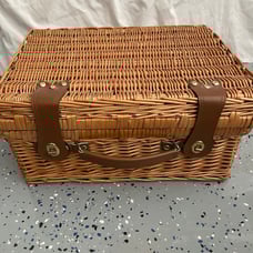 Picnic Time Classic Wine and Cheese Basket