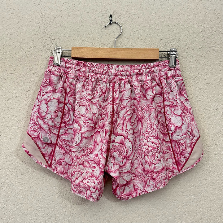 LULULEMON Hotty Hot Short II Long 4 Floral Bloom White Star Ruby