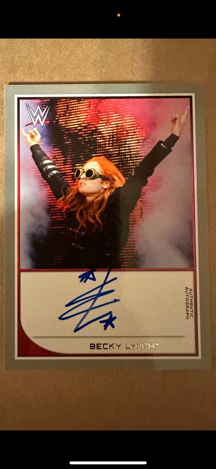 2016 TOPPS WWE BECKY LYNCH AUTOGRAPHED SIGNED SILVER 16/25