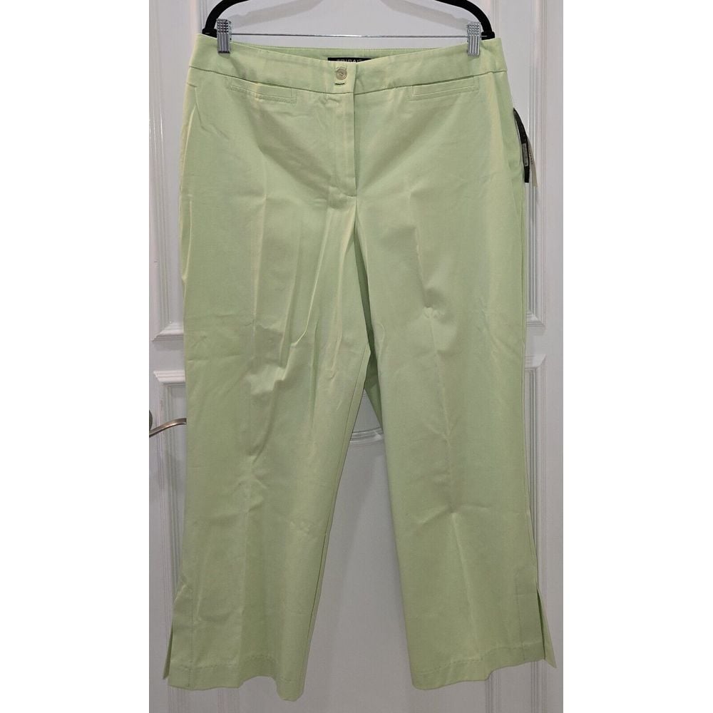Tribal Capri Pants, NWT, Stretch Extensible Cropped Pants, SZ 16w, Light Green