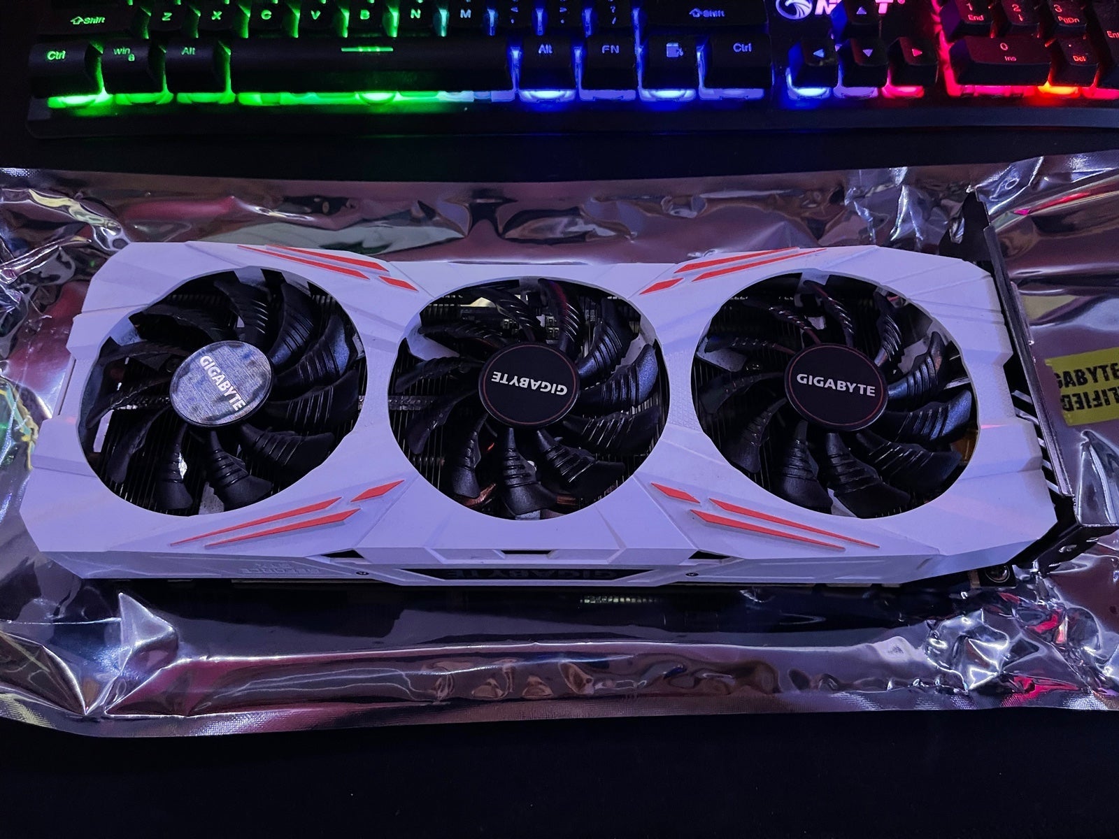 Nivida GeForce® GTX 1080 Ti Gaming OC 11G OBO