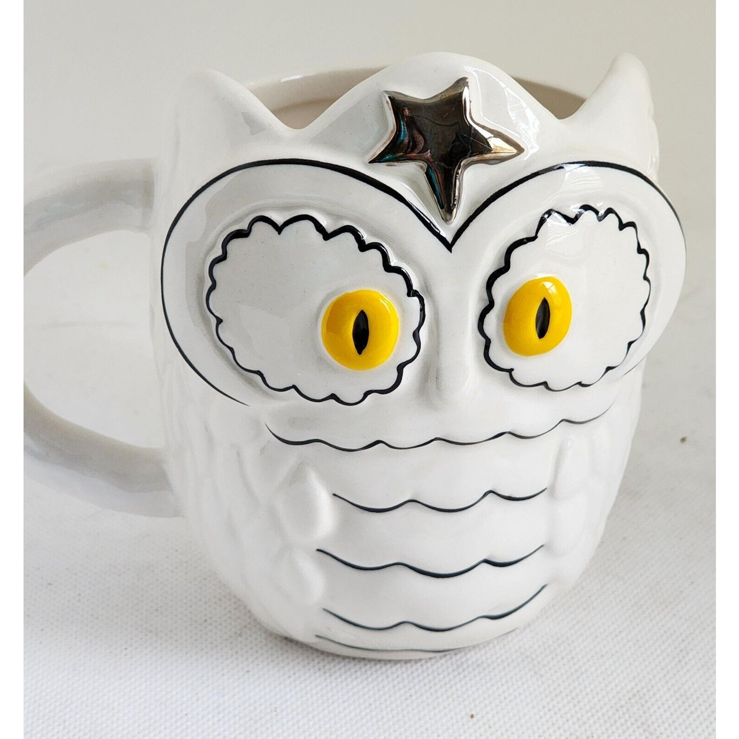 MUG/CUP-ANTHROPOLOGIE-White-Owl-Whimsical-Gold Star & Yellow Eyes-Holds 8 oz